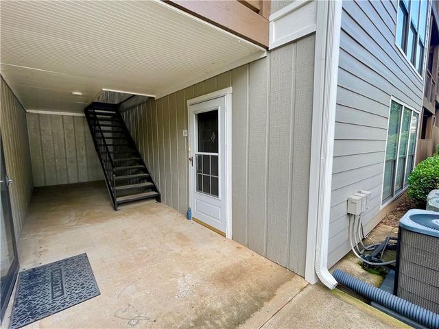 320 Park Ridge Circle, Marietta, GA 30068