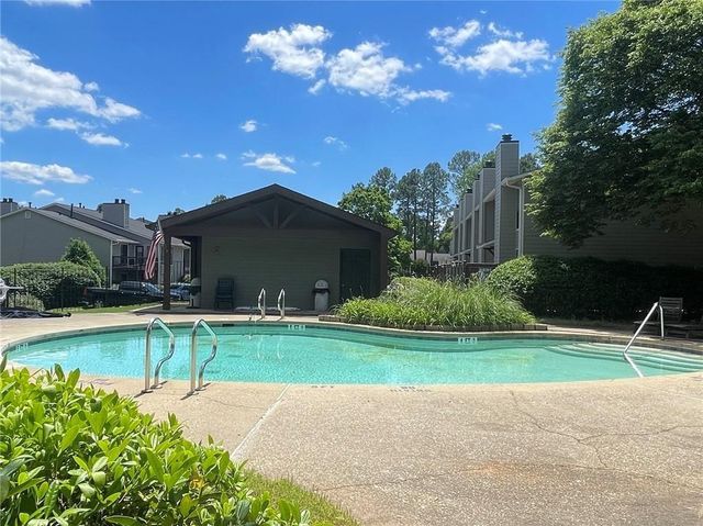 320 Park Ridge Circle, Marietta, GA 30068