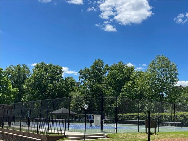 320 Park Ridge Circle, Marietta, GA 30068