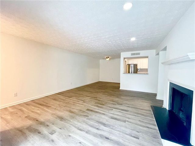 320 Park Ridge Circle, Marietta, GA 30068