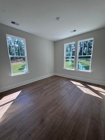 282 Castlebar Street, Woodruff, SC 29388