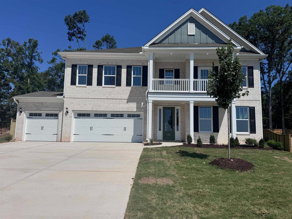 282 Castlebar Street, Woodruff, SC 29388