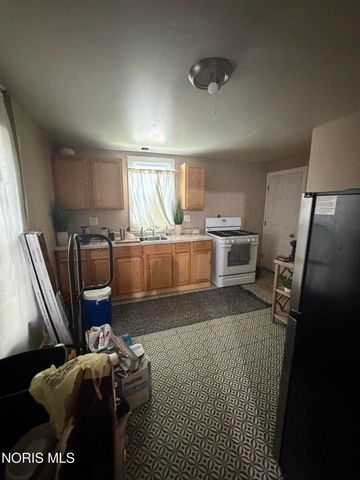 709 Thayer Street, Toledo, OH 43609
