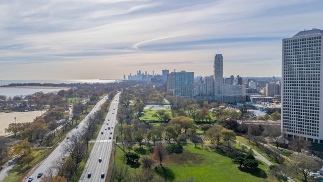 5455 N Sheridan Road 3906, Chicago, IL 60640