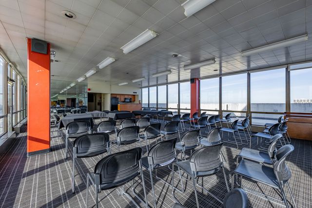 5455 N Sheridan Road 3906, Chicago, IL 60640