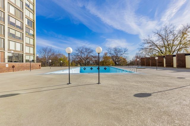 5455 N Sheridan Road 3906, Chicago, IL 60640