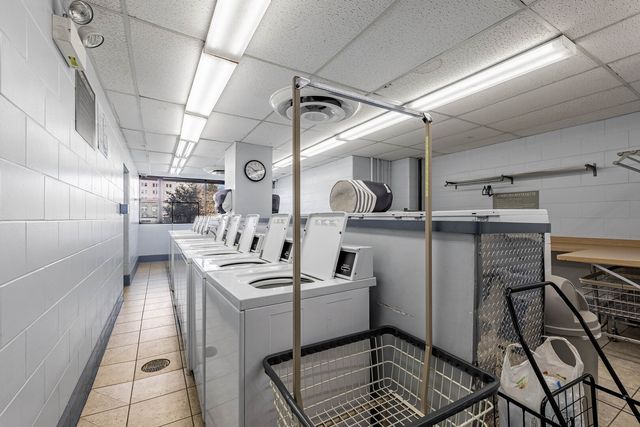 5455 N Sheridan Road 3906, Chicago, IL 60640