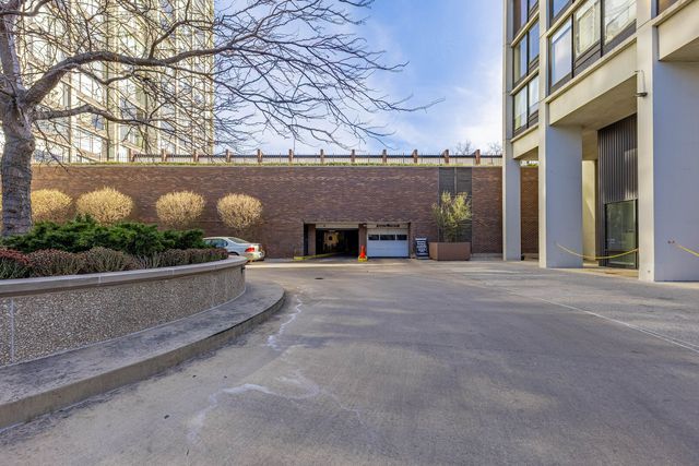 5455 N Sheridan Road 3906, Chicago, IL 60640