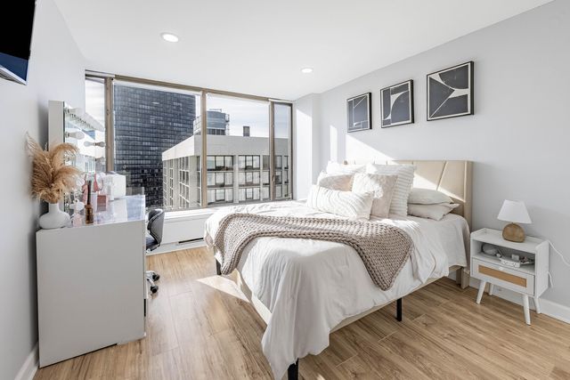 5455 N Sheridan Road 3906, Chicago, IL 60640