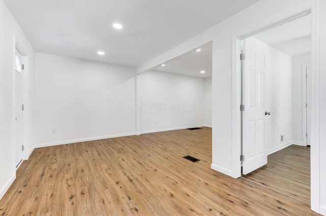 727 W Washington Street, Baltimore, OH 43105