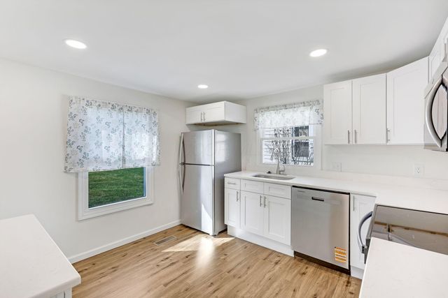 727 W Washington Street, Baltimore, OH 43105