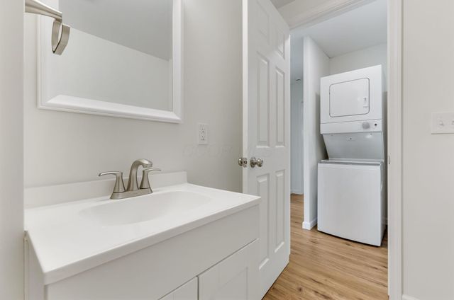 727 W Washington Street, Baltimore, OH 43105