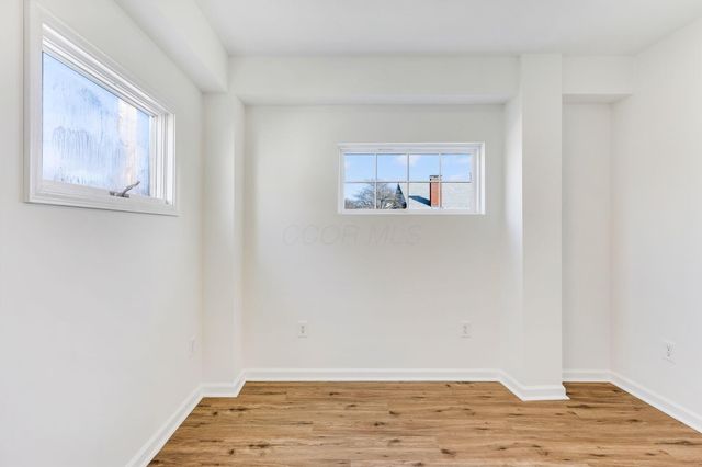 727 W Washington Street, Baltimore, OH 43105