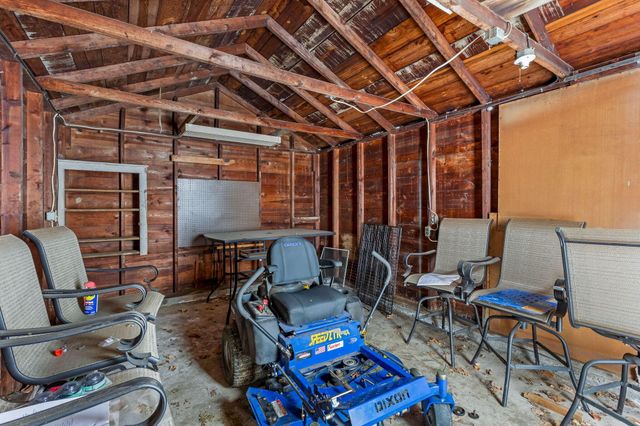 727 W Washington Street, Baltimore, OH 43105