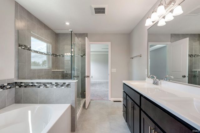 929 Meravi Cove, Fort Wayne, IN 46818