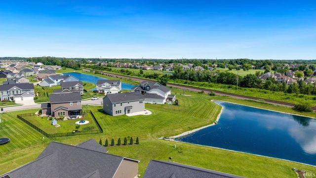 929 Meravi Cove, Fort Wayne, IN 46818