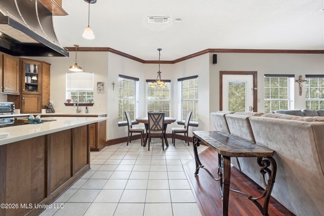 22479 Glad Acres Road, Pass Christian, MS 39571