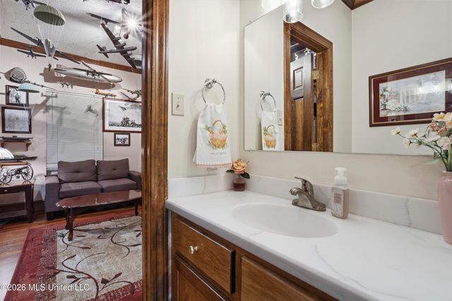 22479 Glad Acres Road, Pass Christian, MS 39571