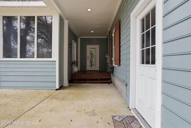 22479 Glad Acres Road, Pass Christian, MS 39571