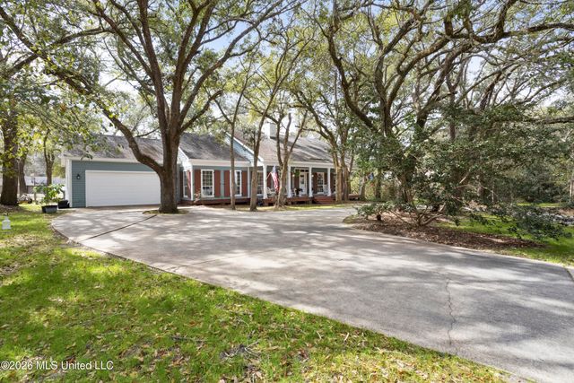 22479 Glad Acres Road, Pass Christian, MS 39571