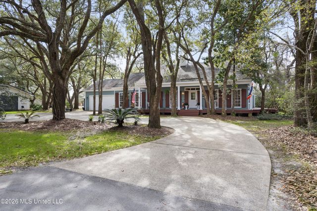 22479 Glad Acres Road, Pass Christian, MS 39571