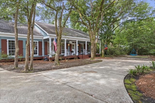 22479 Glad Acres Road, Pass Christian, MS 39571