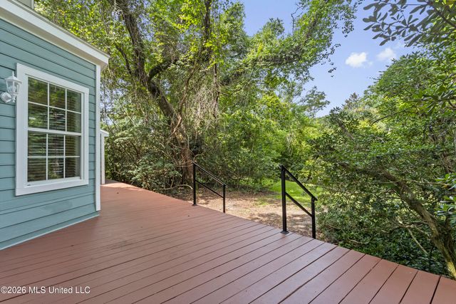 22479 Glad Acres Road, Pass Christian, MS 39571