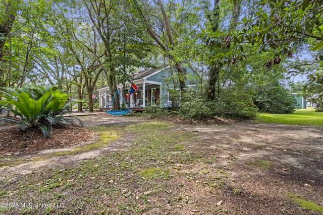 22479 Glad Acres Road, Pass Christian, MS 39571