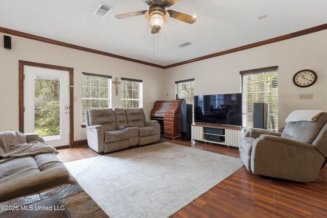 22479 Glad Acres Road, Pass Christian, MS 39571