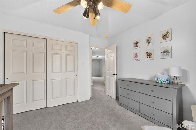 34 Country Crossing Estates Drive, St Peters, MO 63376