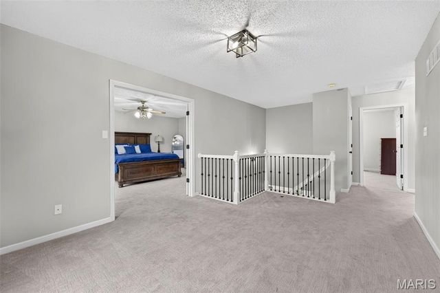 34 Country Crossing Estates Drive, St Peters, MO 63376