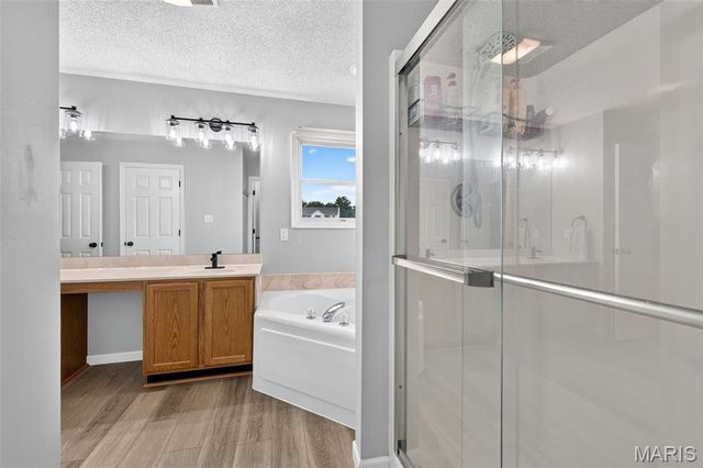 34 Country Crossing Estates Drive, St Peters, MO 63376