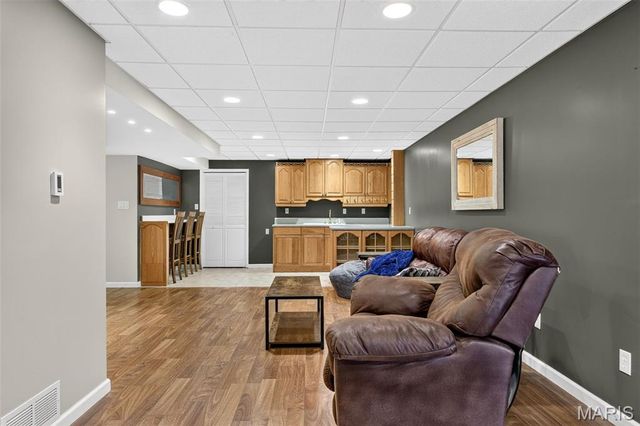 34 Country Crossing Estates Drive, St Peters, MO 63376