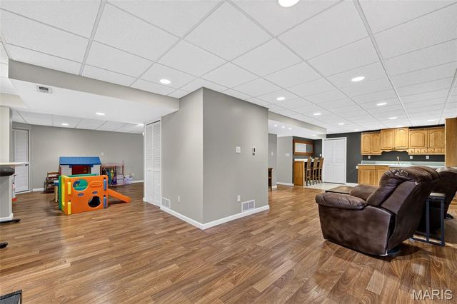 34 Country Crossing Estates Drive, St Peters, MO 63376