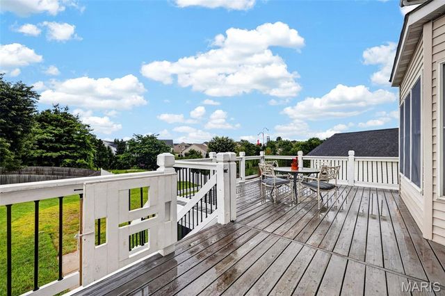 34 Country Crossing Estates Drive, St Peters, MO 63376