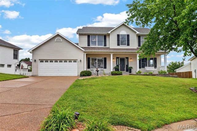 34 Country Crossing Estates Drive, St Peters, MO 63376