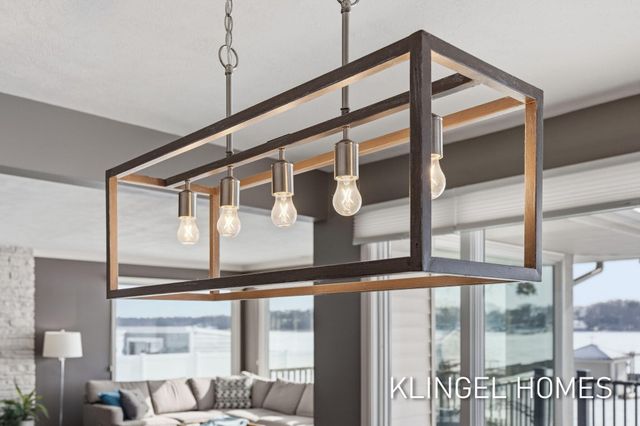 530 Glenwood Avenue, Laketon Twp, MI 49445