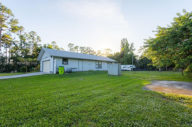 1181 W C Rd, Loxahatchee, FL 33470