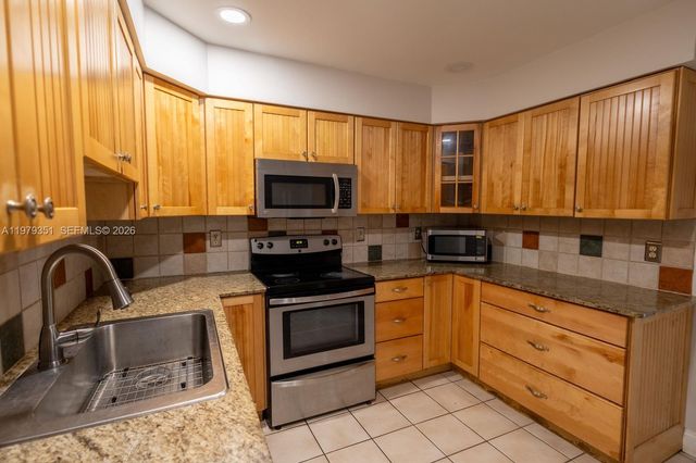 1181 W C Rd, Loxahatchee, FL 33470