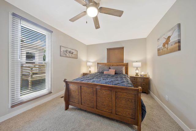 812 S Hart Street, Princeton, IN 47670