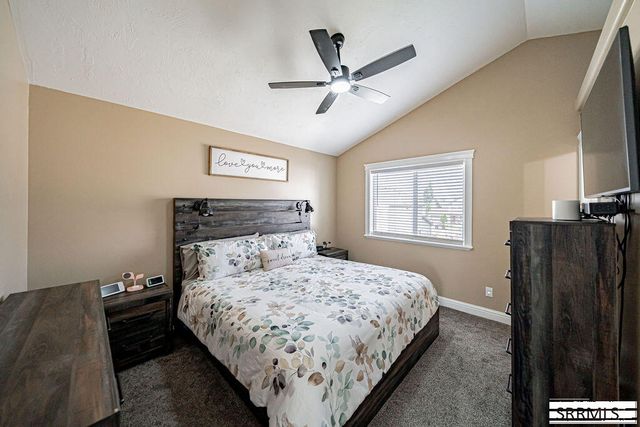 1291 N Hammerstone Drive, Idaho Falls, ID 83401