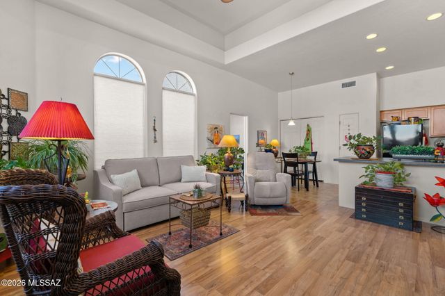 2374 W Vía Di Silvio, Tucson, AZ 85741