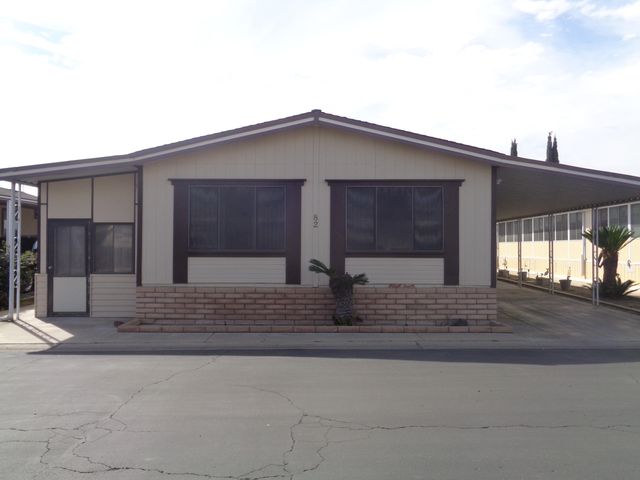 2459 N Oaks Street 82, Tulare, CA 93274