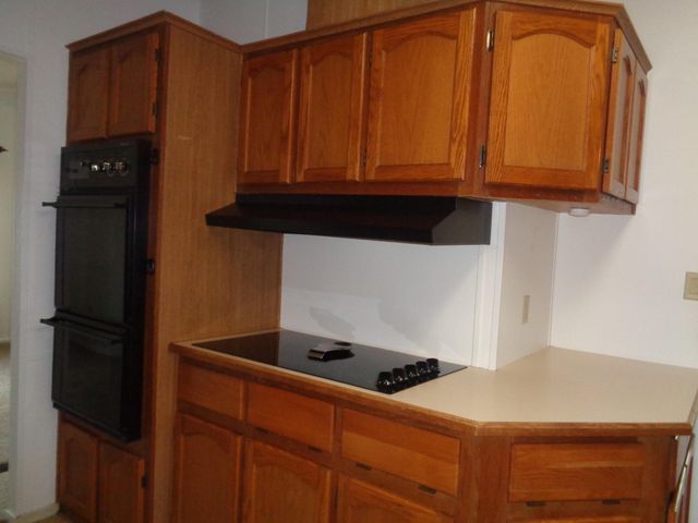 2459 N Oaks Street 82, Tulare, CA 93274