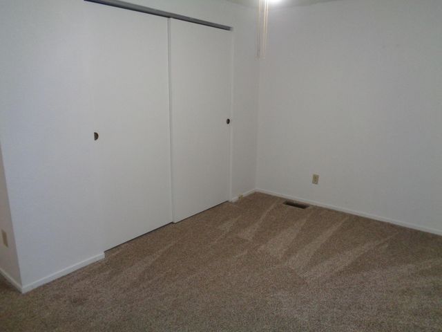 2459 N Oaks Street 82, Tulare, CA 93274