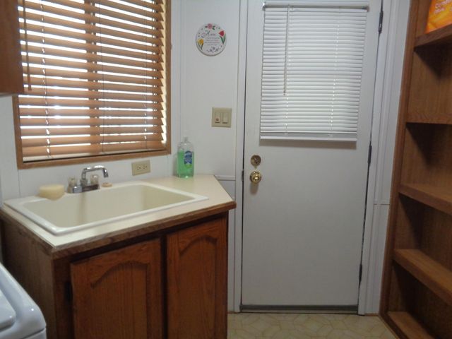 2459 N Oaks Street 82, Tulare, CA 93274