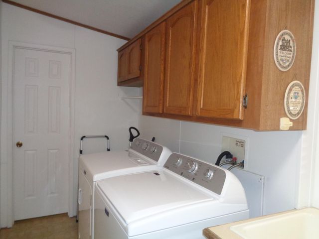 2459 N Oaks Street 82, Tulare, CA 93274