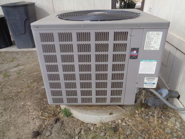 2459 N Oaks Street 82, Tulare, CA 93274