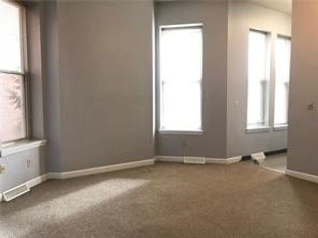 1207 W North Ave 104, Manchester, PA 15233