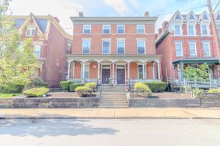 1207 W North Ave 104, Manchester, PA 15233